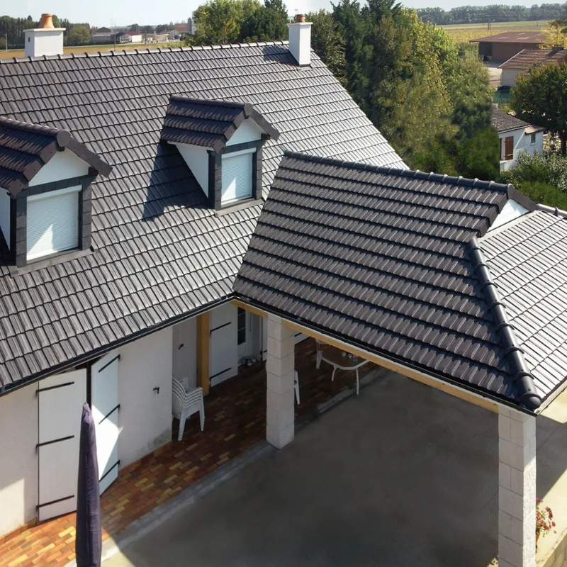 Monier Keramische geprofileerde dakpannen.png