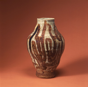 Photograph: 27-1942 TS Haile Vase c1940