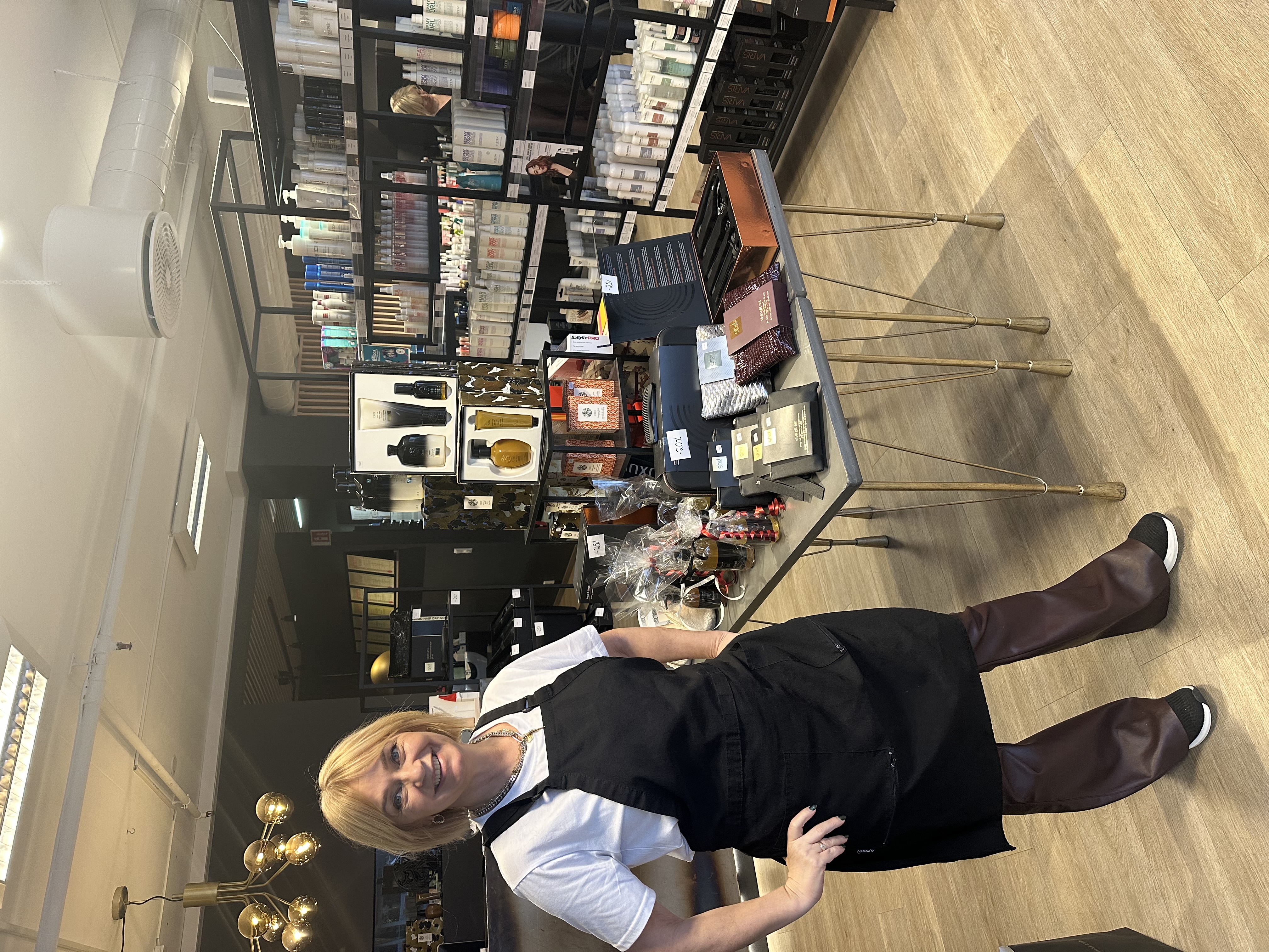 Julehandel med stil hos SANS hår og make-up på Bømlo