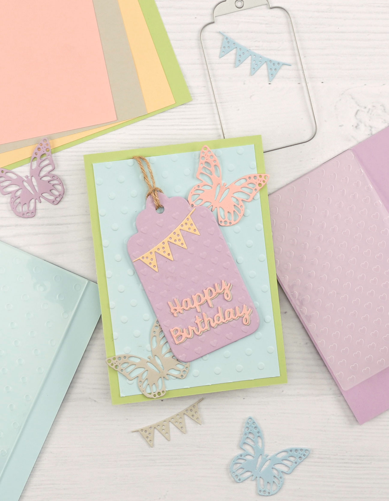 DIY: Verjaardagskaart maken met Stansmachine Cut Easy