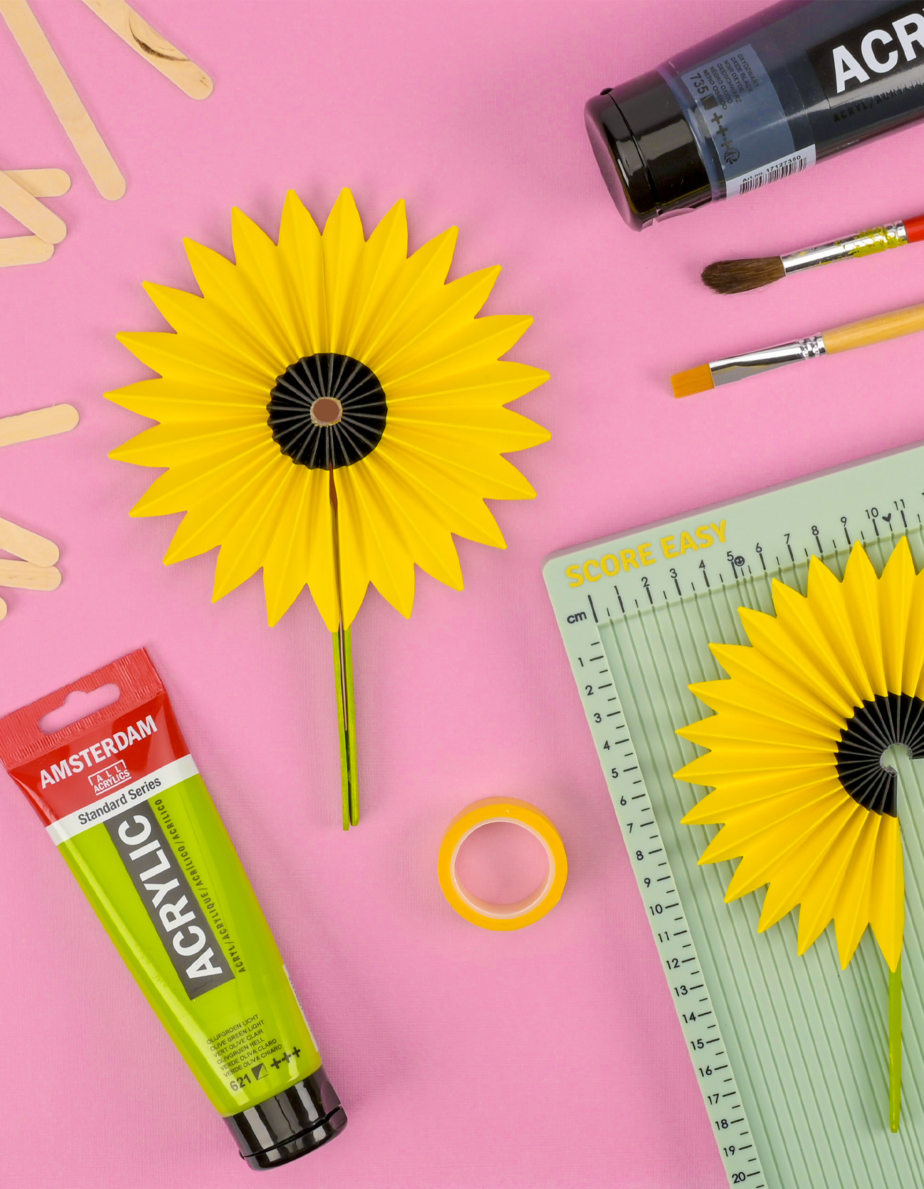 DIY: Zonnebloem waaier van papier maken