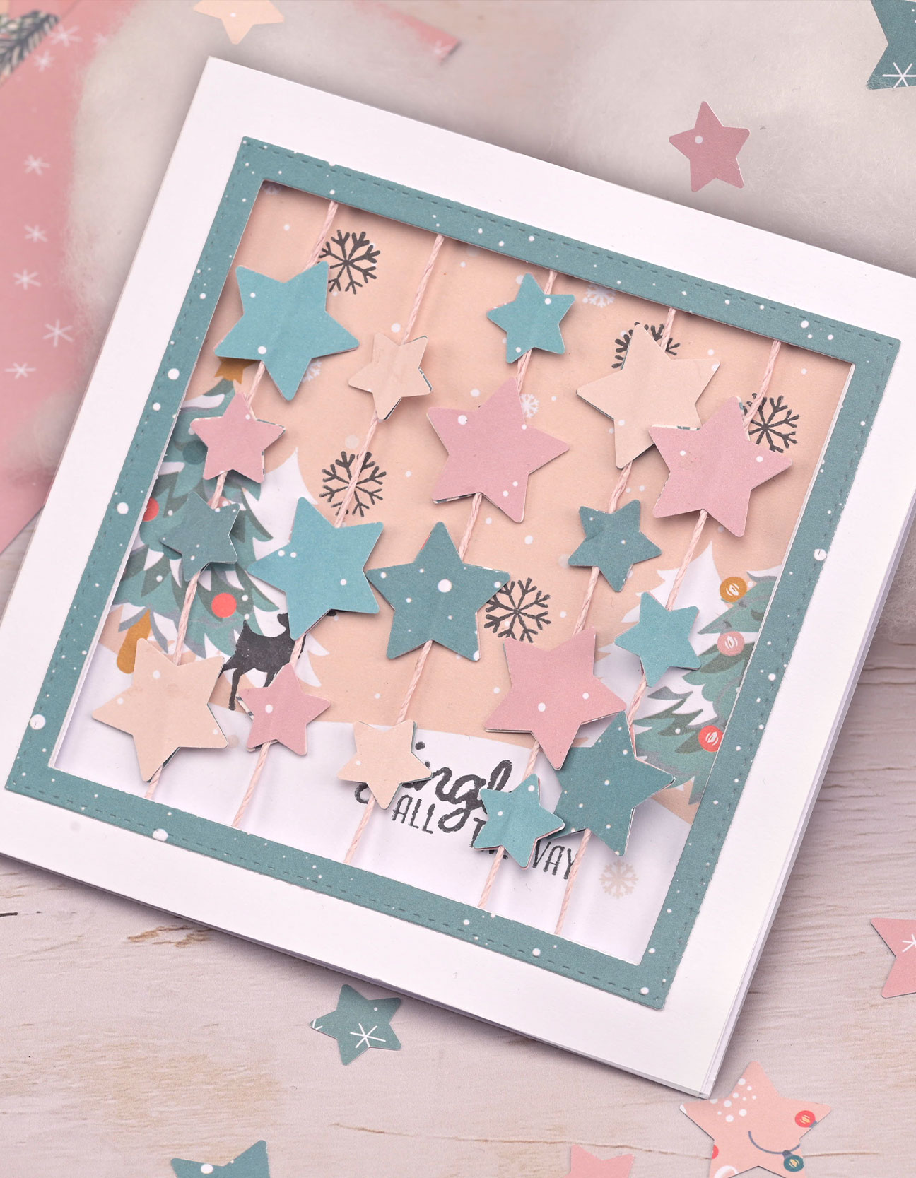 Christmas DIY: Make a Christmas Card with Hanging Stars