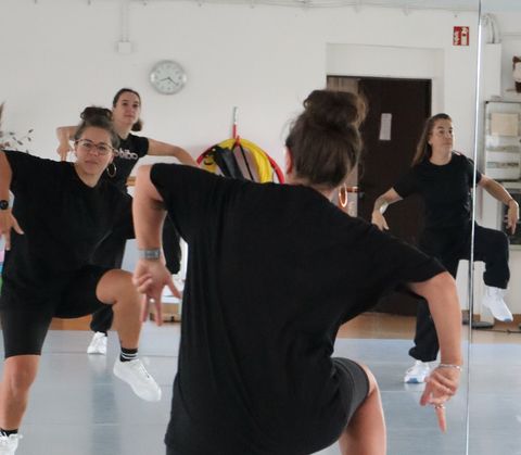 Modern Sommertanz2 - 1 (5).jpeg