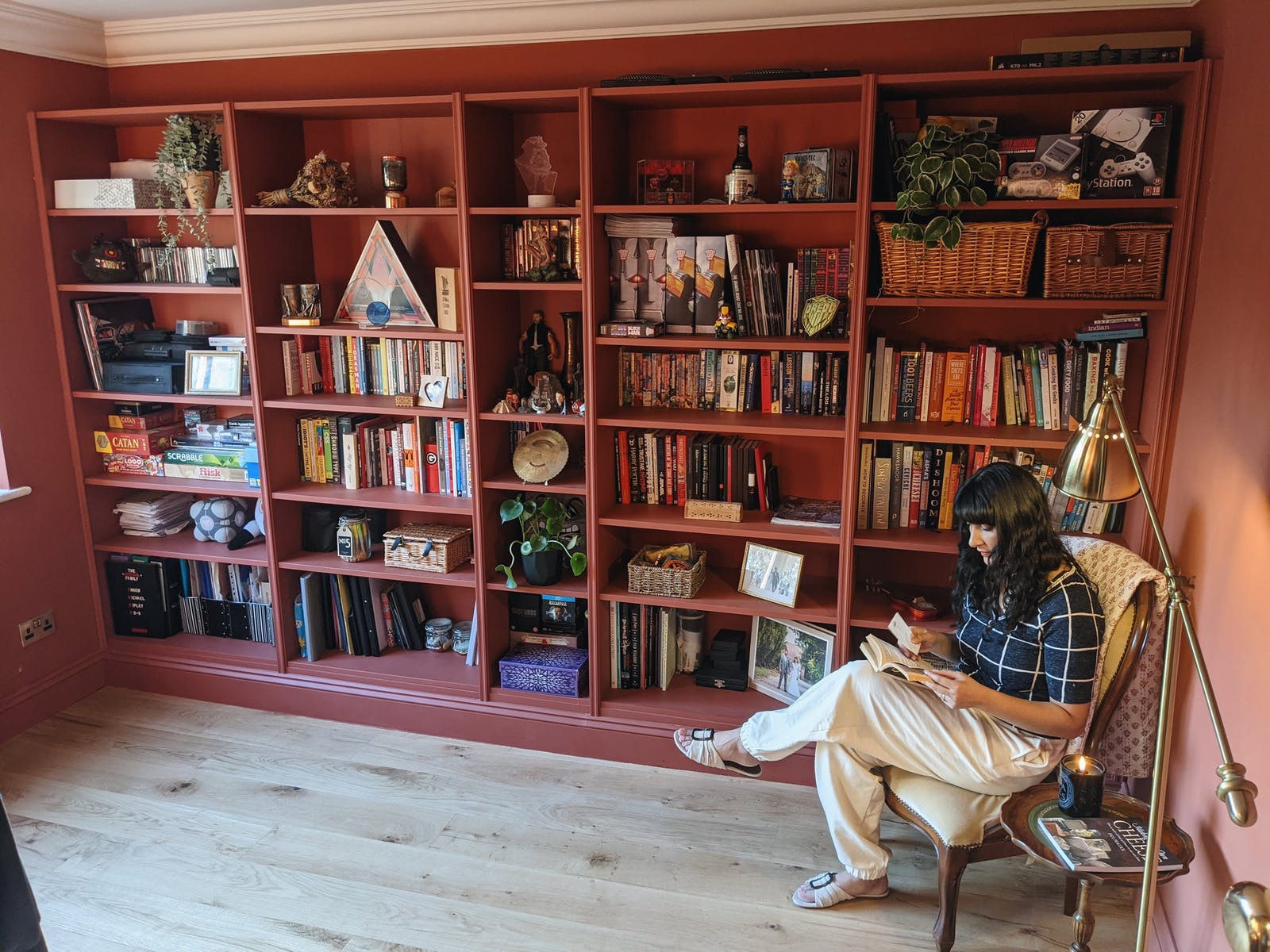 Get Inspired By This IKEA Billy Bookcase Hack How To Lick