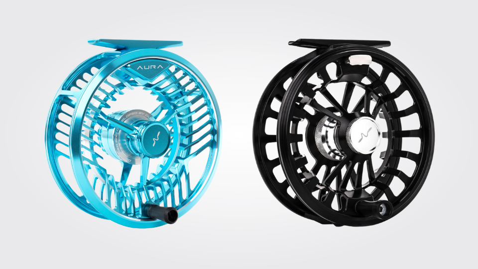 Nahaufnahme verschiedener Fliegenrollen mit Fokus auf Design.png