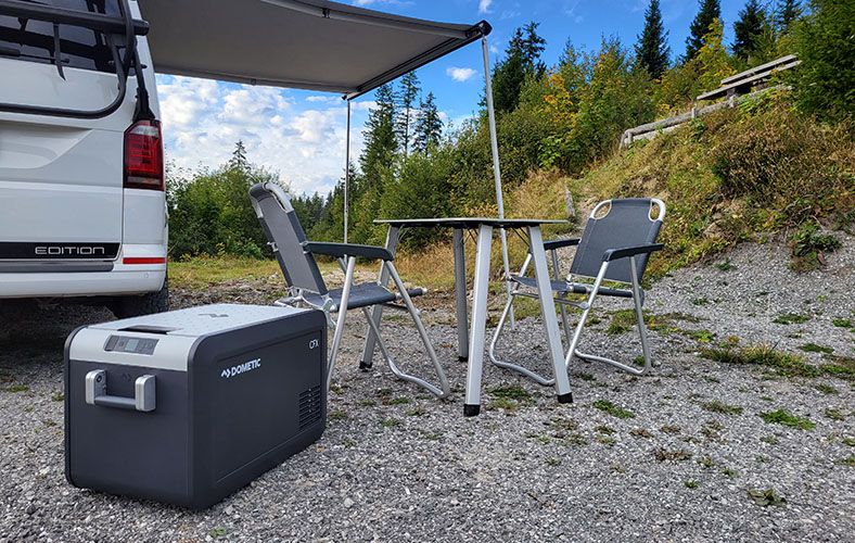 788x500pxDometicNextToChairs02.jpg