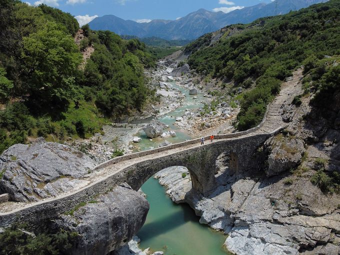 vjosa river nationalpark patagonia.jpg
