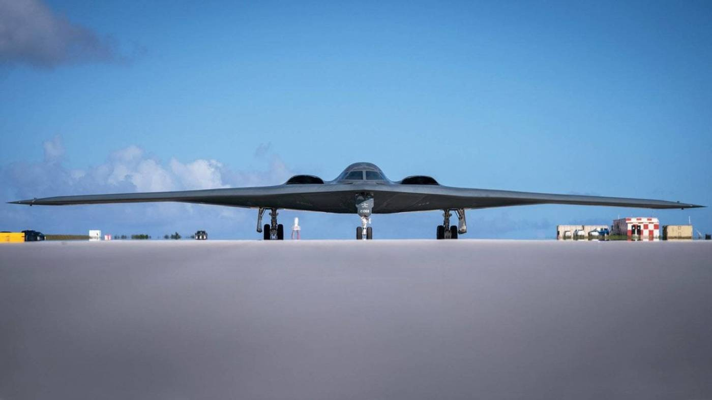 Il primo volo del B-21 Raider nel futuro del Dominio Aereo