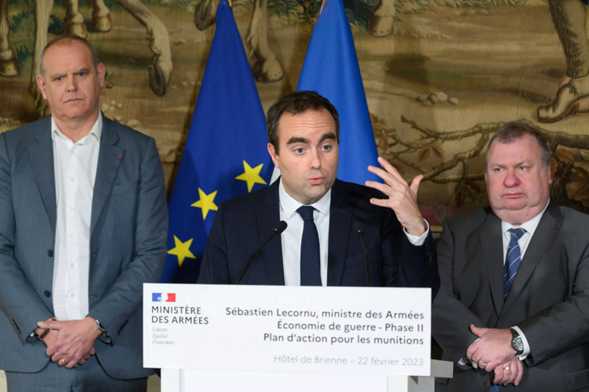 La Francia annuncia il piano d’azione per le munizioni