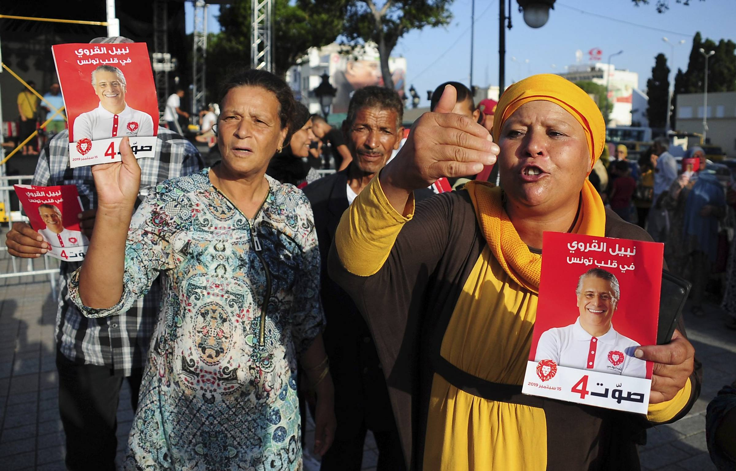 Elezioni in Tunisia, il voto premia gli outsider e punisce il sistema dei partiti 