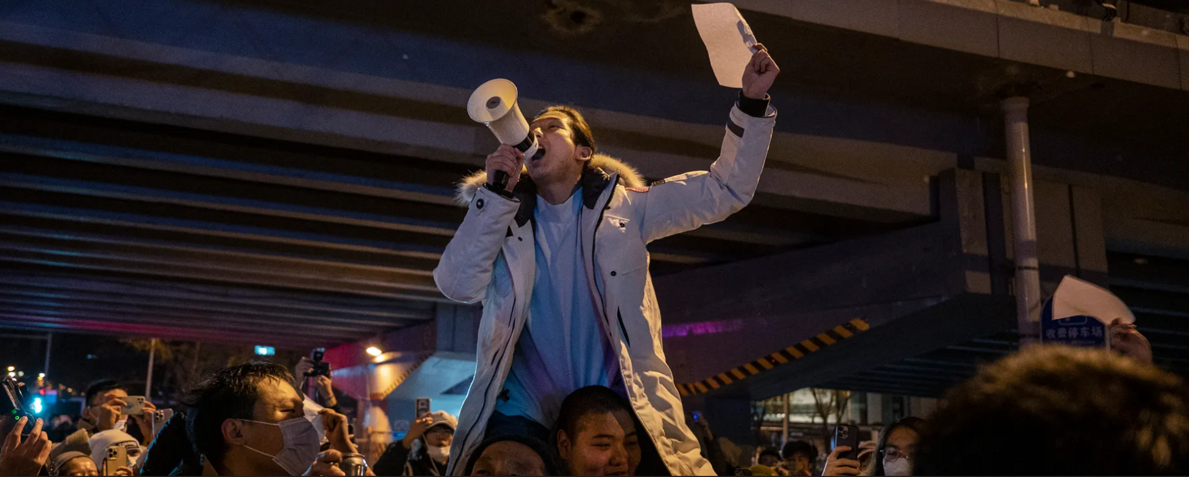 Cina: le proteste popolari e l’allentamento delle restrizioni anti-Covid