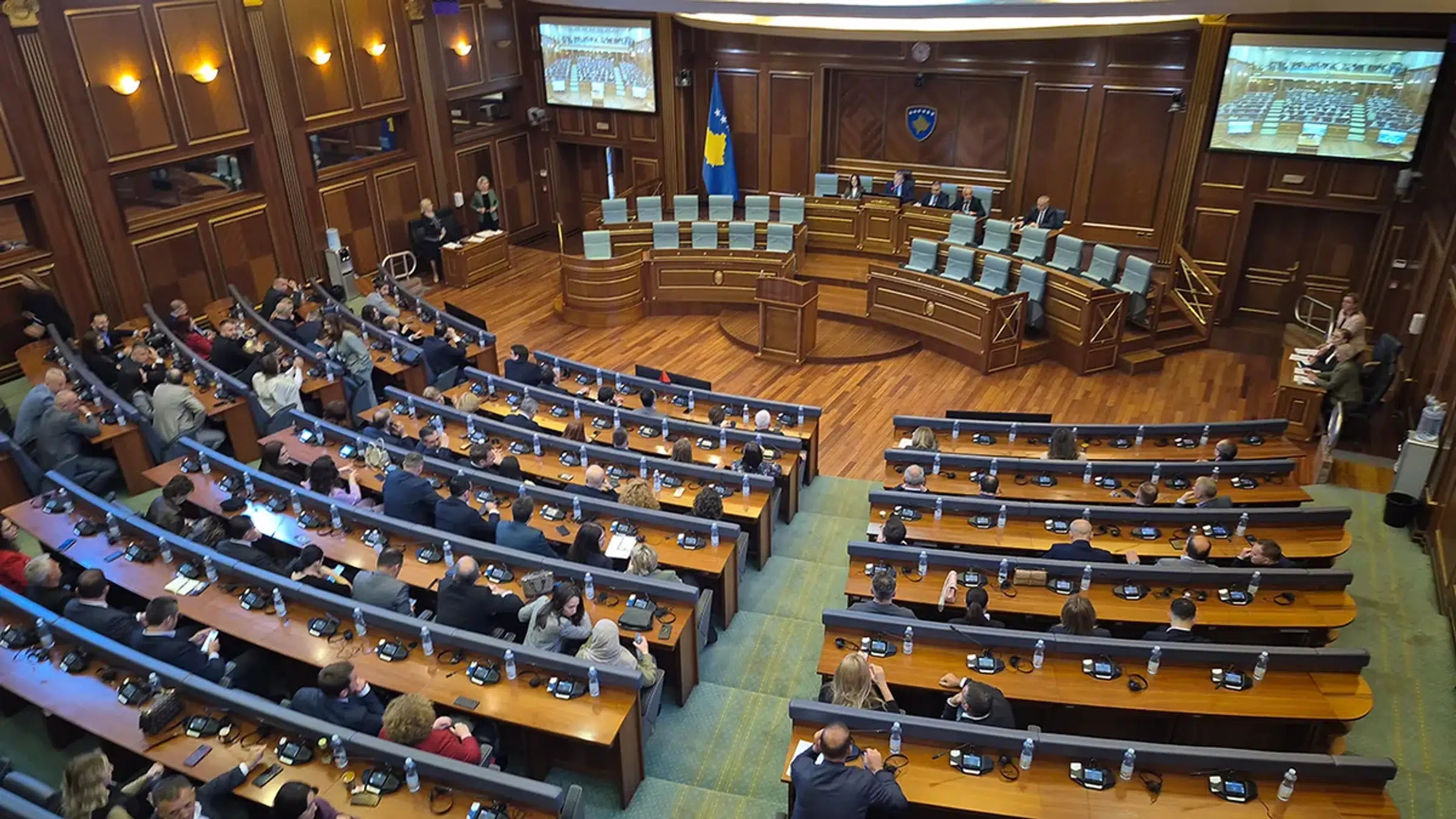 Il Kosovo si allontana ancora dall’UE dopo la sentenza contro gli ex leader Uck 