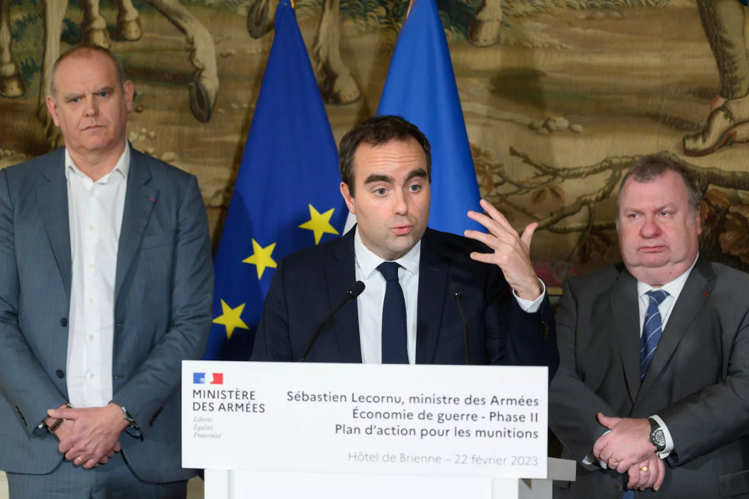 La Francia annuncia il piano d’azione per le munizioni