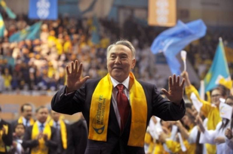 Il Kazakistan alle urne mentre gli oligarchi preparano il dopo Nazarbayev