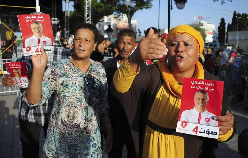 Elezioni in Tunisia, il voto premia gli outsider e punisce il sistema dei partiti