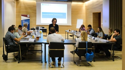 Poslovni bonton i komuniciranje