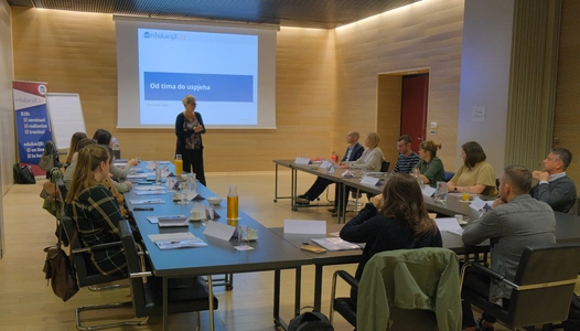 S timom do uspjeha – ključne vještine za voditelje timova