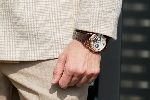 Watches of Switzerland clocks up gains on ‘good’ pre-Christmas sales and reiterated guidance featured picture