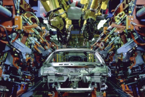 Stocks in the red as automakers hit hard by US tariffs featured picture