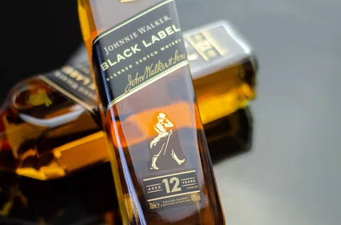 Diageo in demand as organic growth accelerates, drinks giant flags potential disposals featured picture