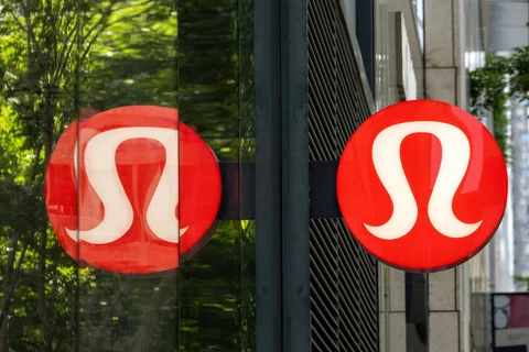 Is growth darling Lululemon running out of juice? featured picture