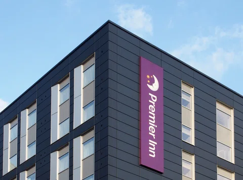 Whitbread shares dip as investors digest challenging UK market featured picture