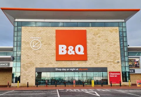 Blue-chip benchmark boosted by Kingfisher as gold hits new high featured picture