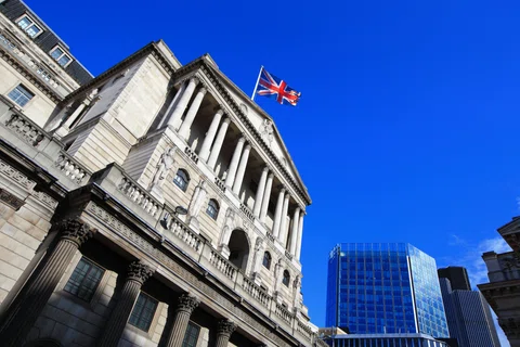 Stocks climb after new tariff deadline unveiled featured picture