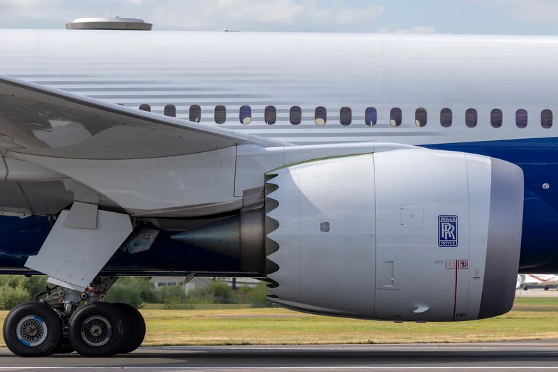 Roll royce jet engine