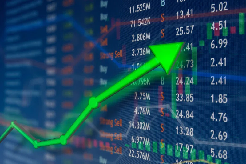 Share prices close in the green