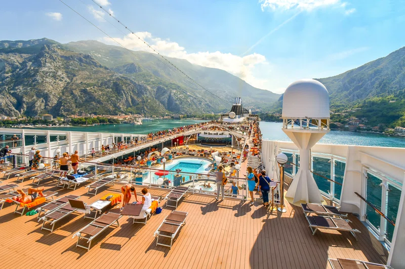 Cruise ship