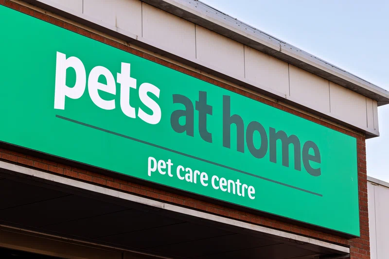 Pets at home sign
