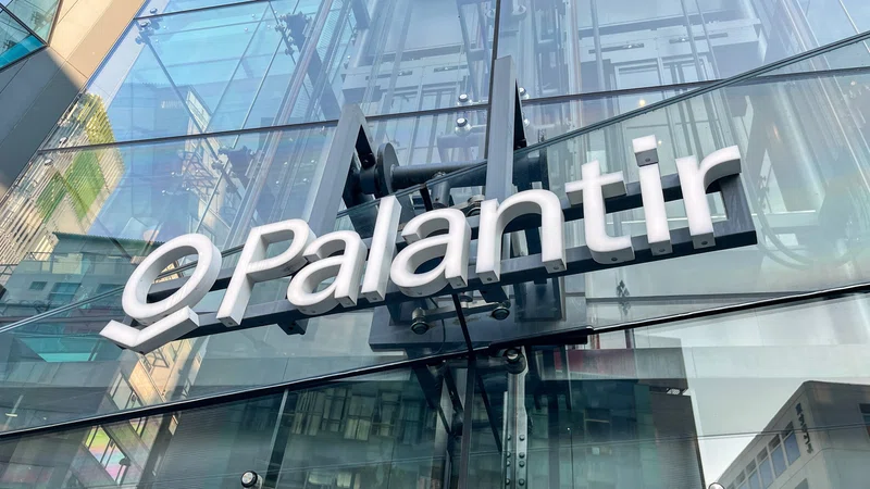 Palantir logo on office 