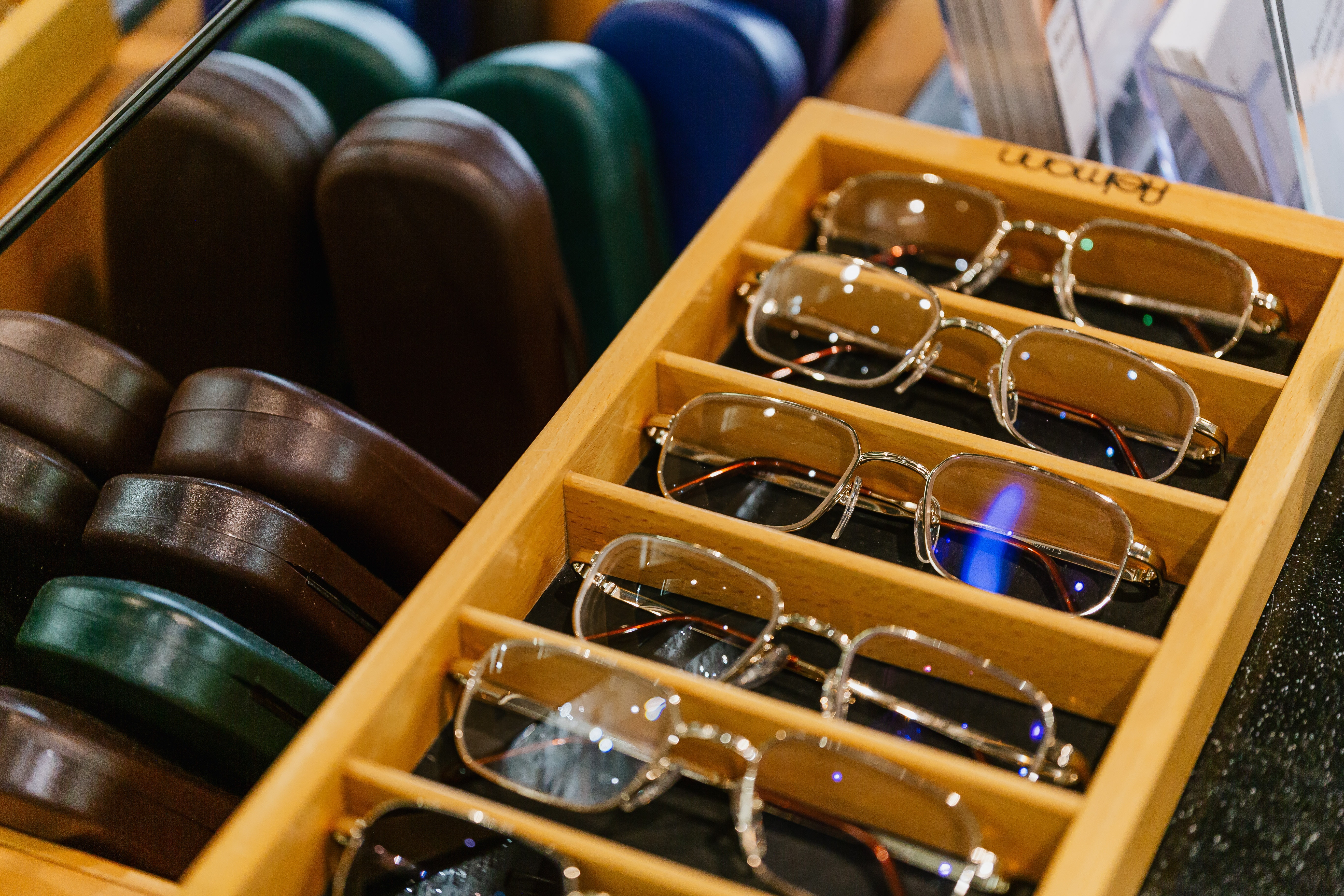 glasses display image.jpg