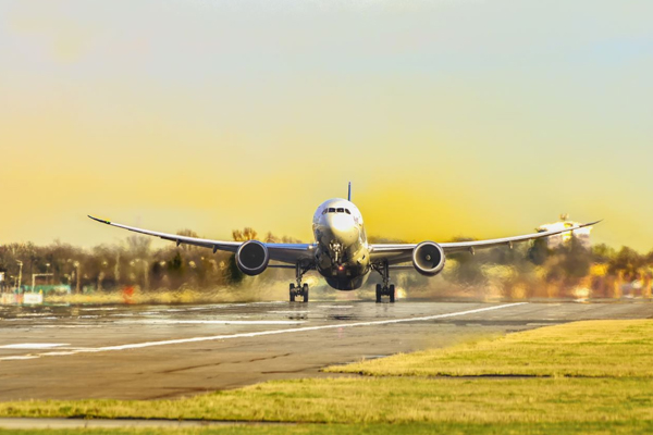 Airplane-take-off.jpg