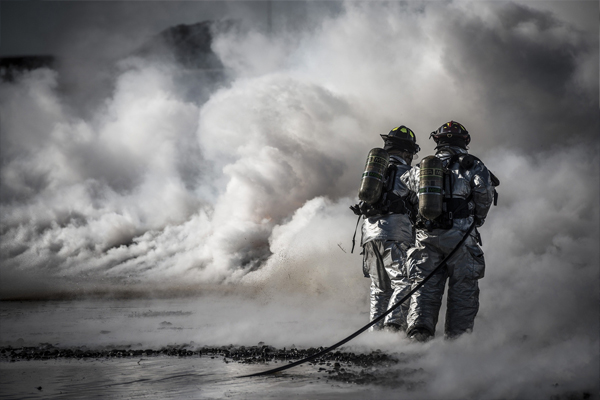 drones-in-lava-flow-600x400.jpg