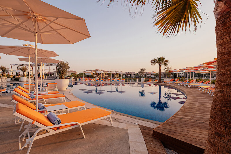 Jumeirah Islands Clubhouse.jpeg