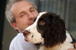 Scheidingangst bij je hond verminderen: 7 bewezen strategieën