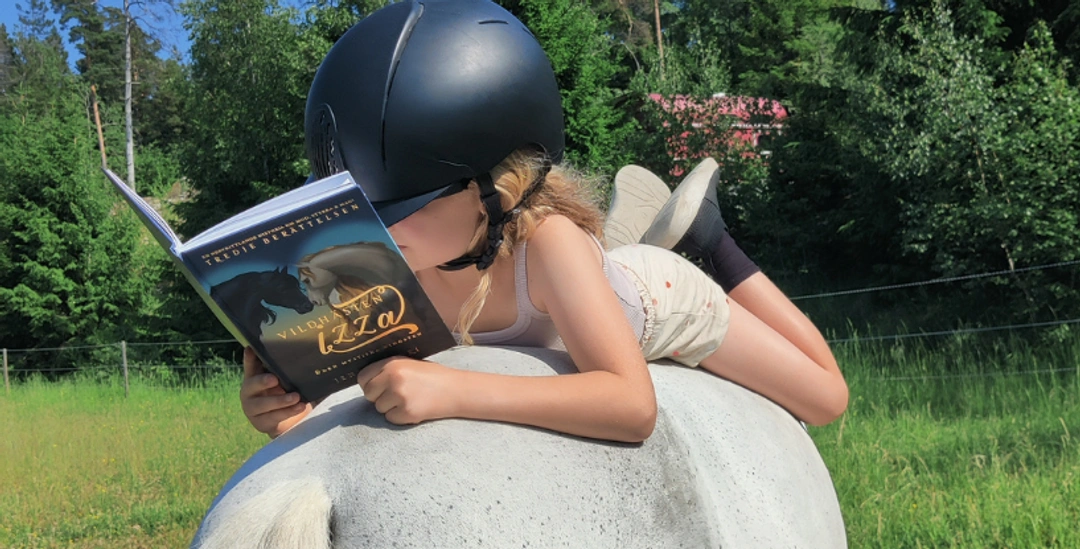 Sommarläsning med Vildhästen Izza