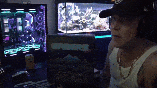 Montana Black, einer der bekanntesten deutschsprachigen Twitch-Streamer, ist mit Famous Brands eine langfristige Partnerschaft eingegangen