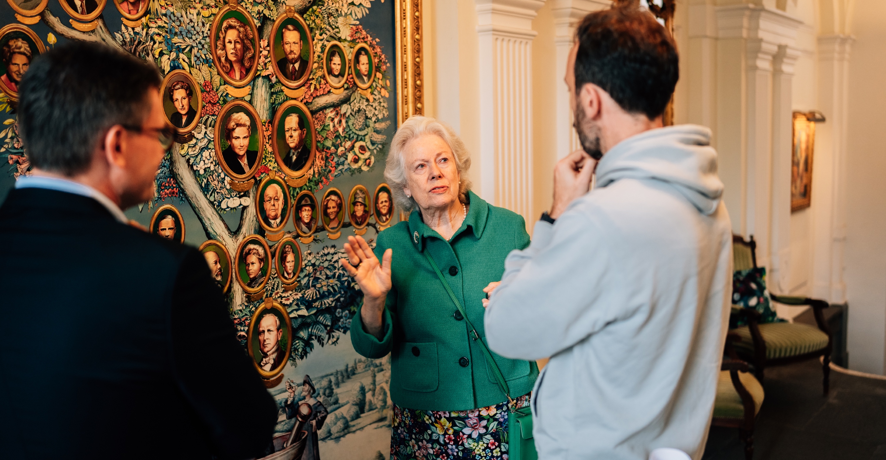 Christiane Underberg Führung 3000x1560.jpg