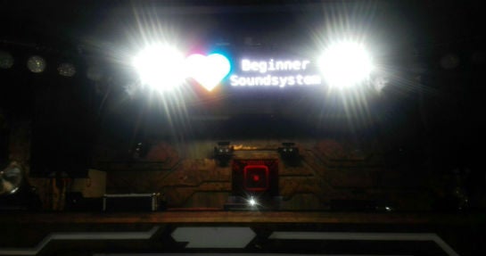 Wir haben uns ins Beginner Soundssystem verliebt. Deswegen sind die beiden auch wieder am Start. Mit Lovoo könnte man sich auf der Party ja vielleicht auch verlieben?