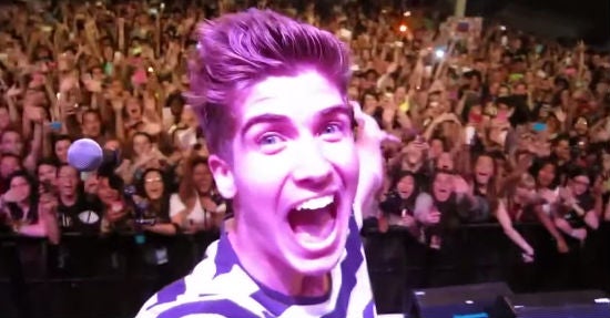 (Foto: Joey Graceffa beim Digifest NYC / Youtube