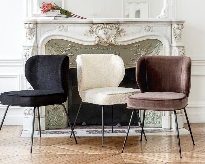 Beststeller-Stuhl Wayne gibt es in immer neuen Farben und Materialien. Aktuell sind 20 unterschiedliche Varianten im Angebot