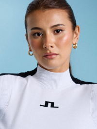 200_Mia Baker x OMR Image 2.png