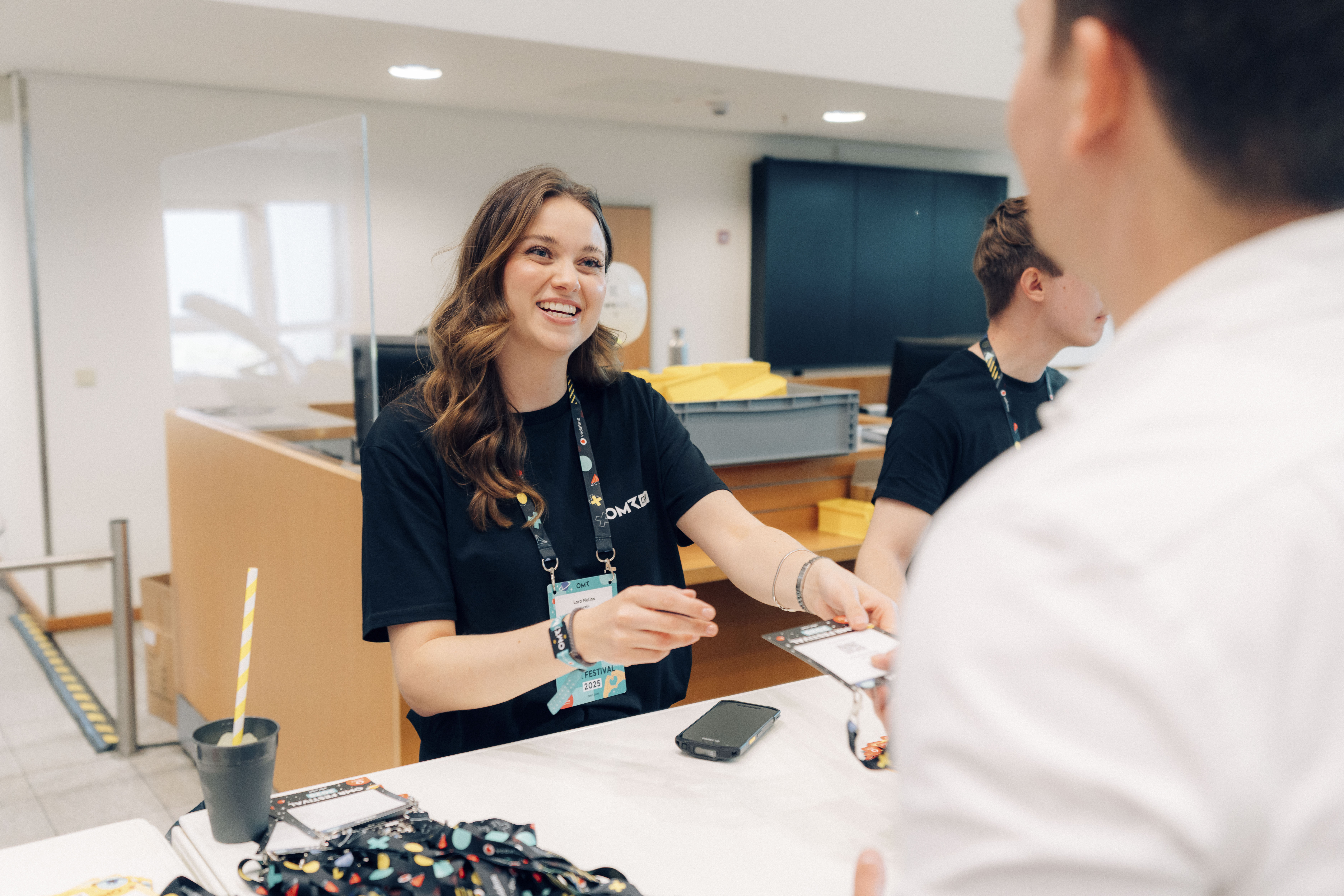 Vorakkreditierung am Montag (Eingang Ost)