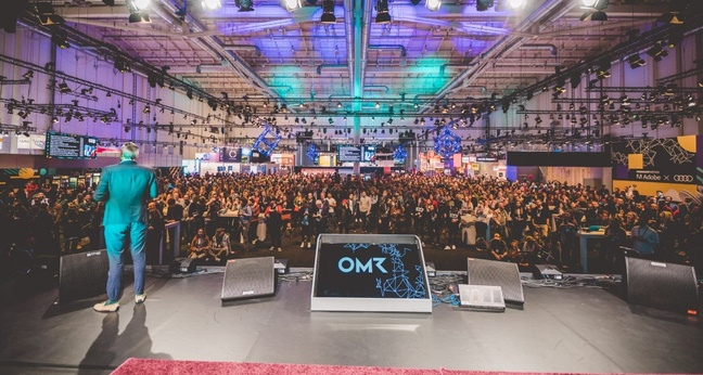 OMR19 Expo Big Picture Stage Publishing Cluster