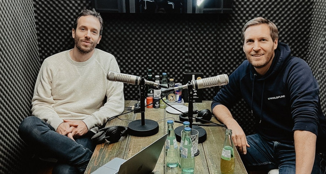 Tim Schumacher (rechts) mit OMR-Gründer Philipp Westermeyer