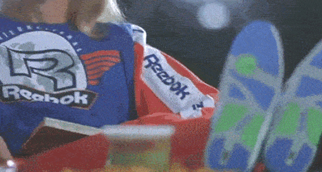 Garth Algar (gespielt von Dana Carvey) im Reebok-Dress im Film "Wayne's World" aus dem Jahr 1992