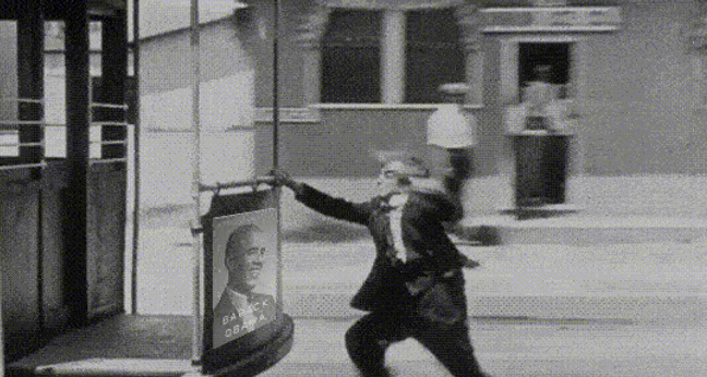 buster_keaton_train_hopper_optimized_550x287